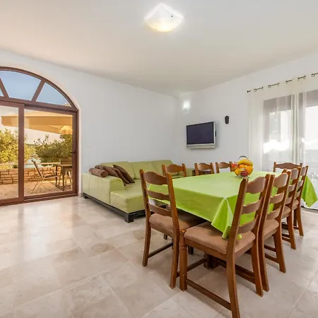 On The Villa Pirovac